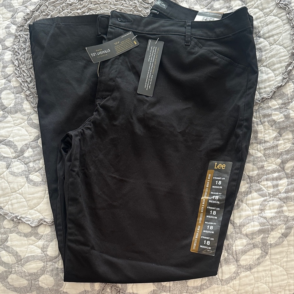 Lee Men's Classic Black Chinos